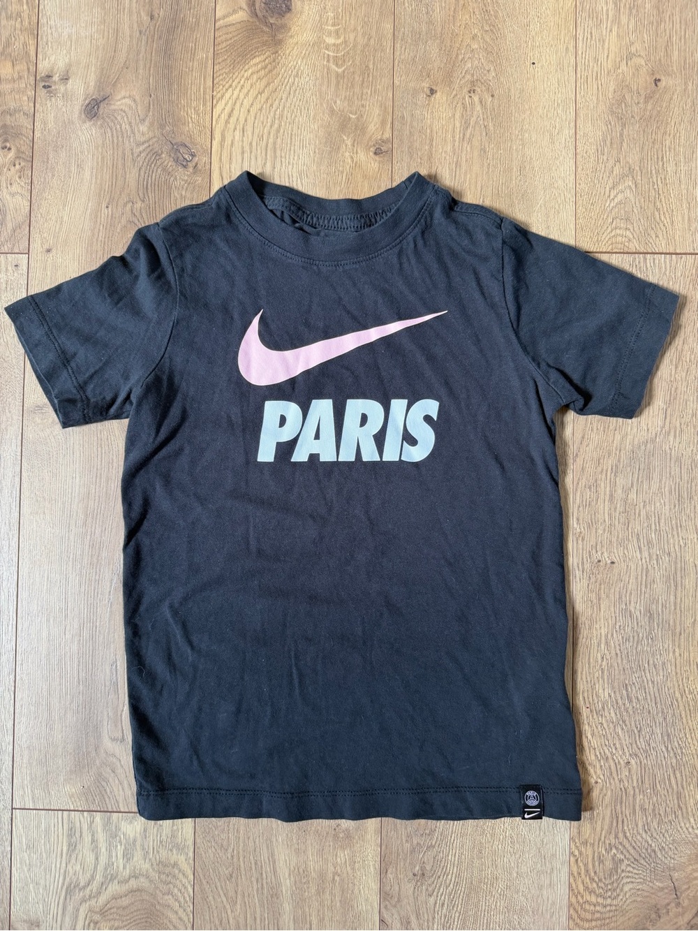 Kid’s Nike Paris Saint Germain Black Short Sleeve Tee Shirt Size Small